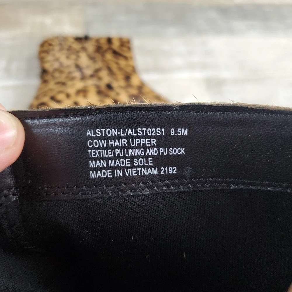 Steve Madden new without